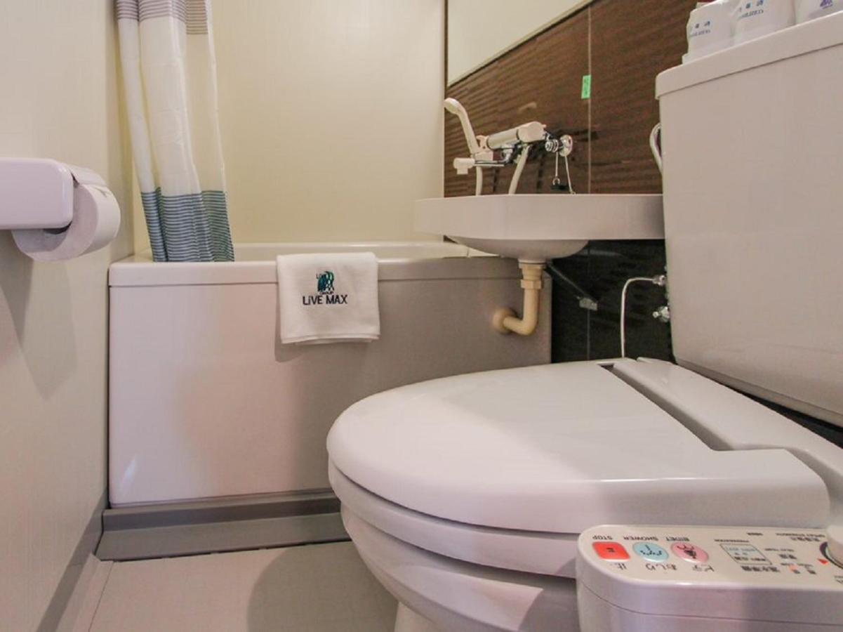 Hotel Livemax Umeda Doyama Осака Экстерьер фото